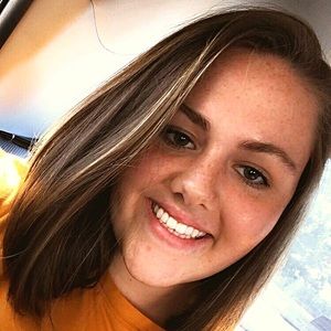 Meet your Posher, Isabella